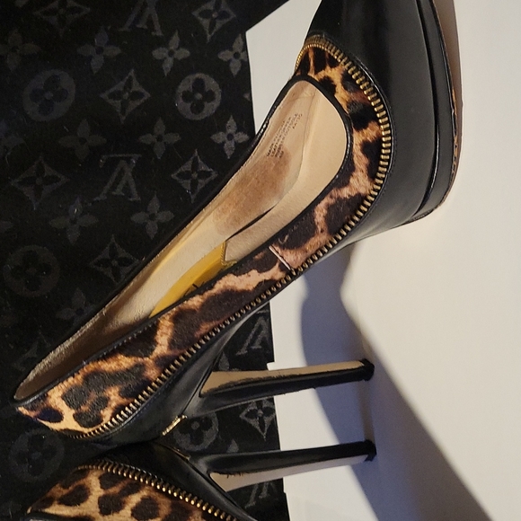 Michael Kors - Picture 5 of 7